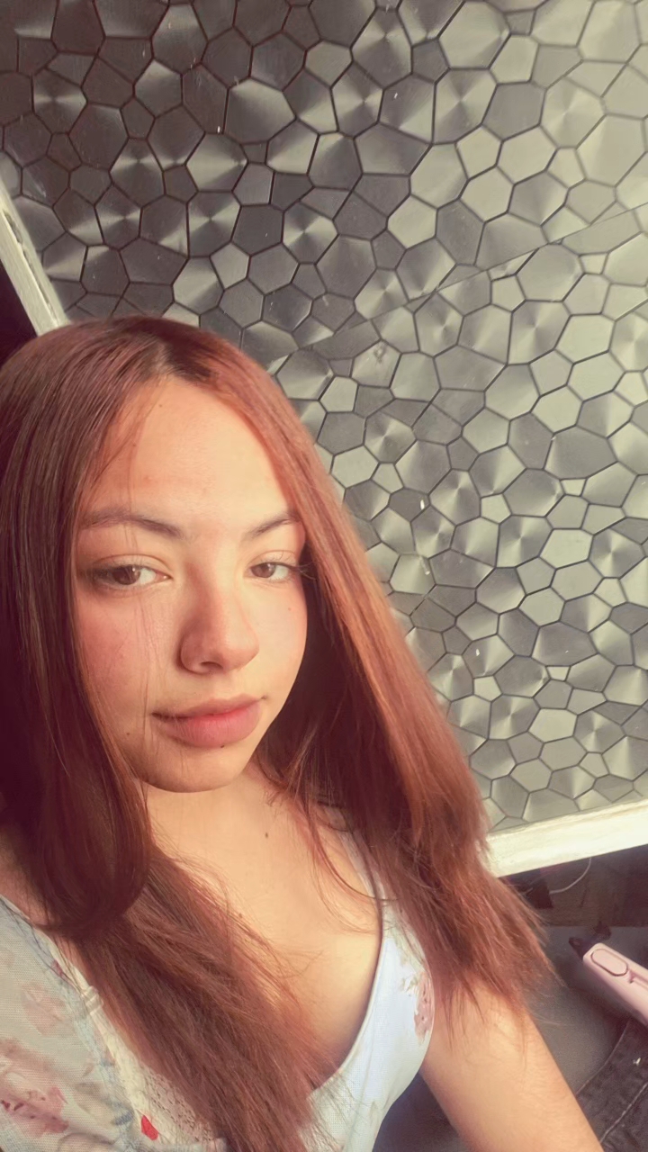 Kiari on a live video call from Spain