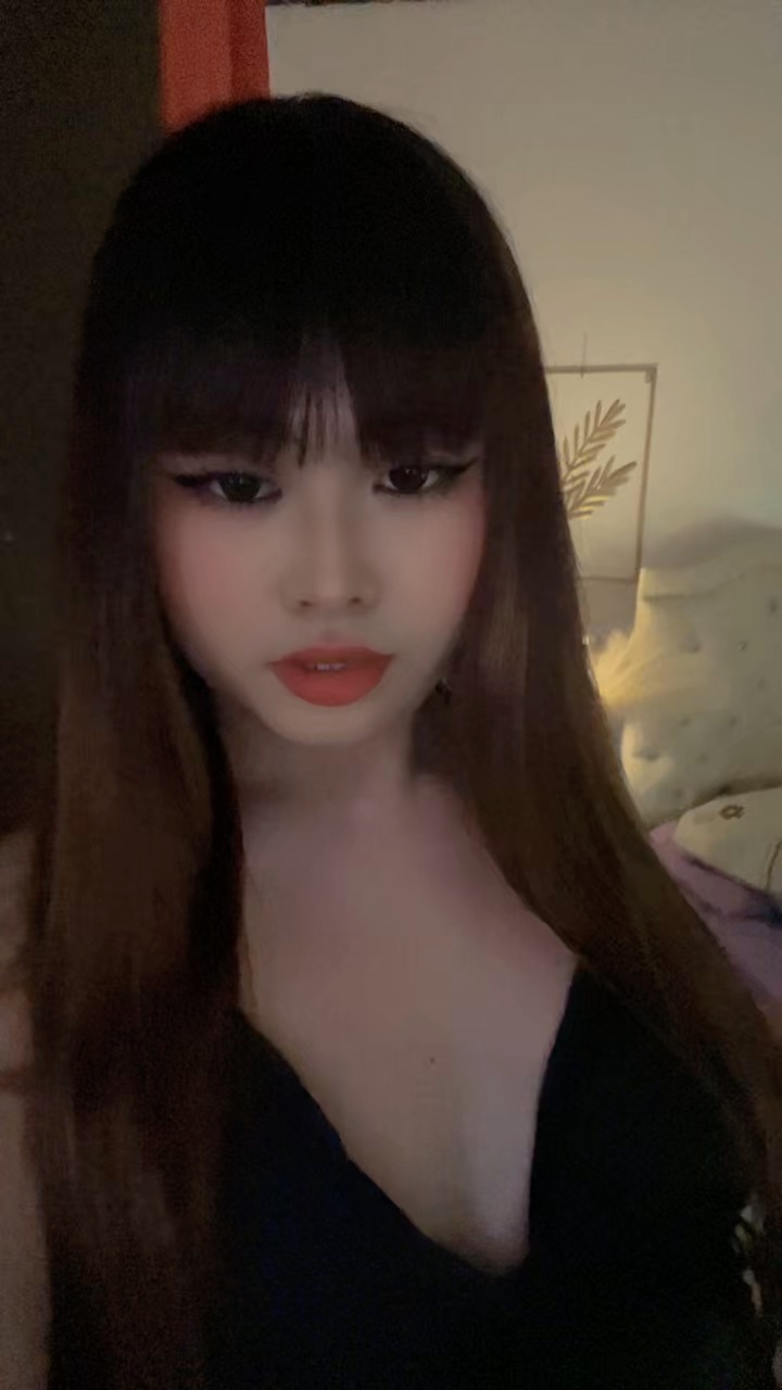 Allison on a live video call from Philippines